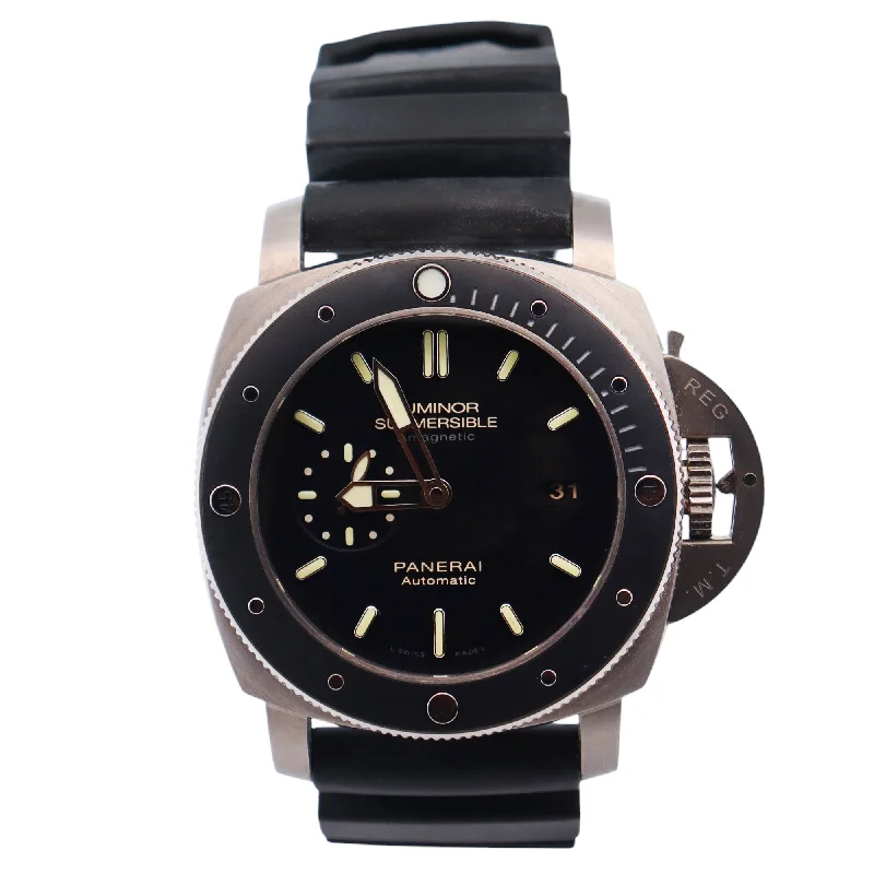 Panerai Submersible 47mm Black Dial Watch Ref# PAM00389