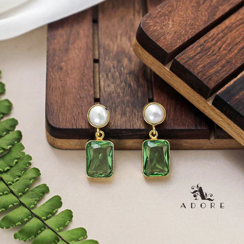 chandelier earrings for women -trendy earrings for women -Aarfa Glossy Drop Pearl Earring