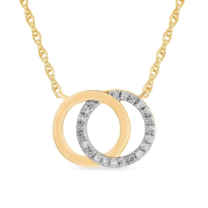 luxury pendant necklaces for women -bridal pendant necklaces for women -Interlocked Circle Necklace with 0.05ct of Diamonds in 9ct Yellow Gold