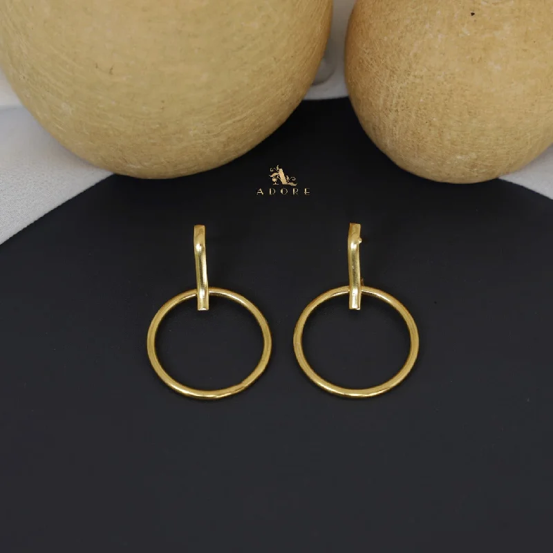 minimal gold earrings for women -gold earrings for women -Rasha Circle Earring