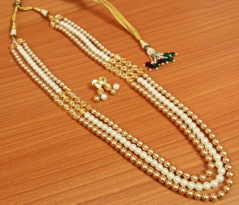 personalized necklaces for women -unique necklaces for women -Golden & White Pearl Kundan Meenakari Necklace Set