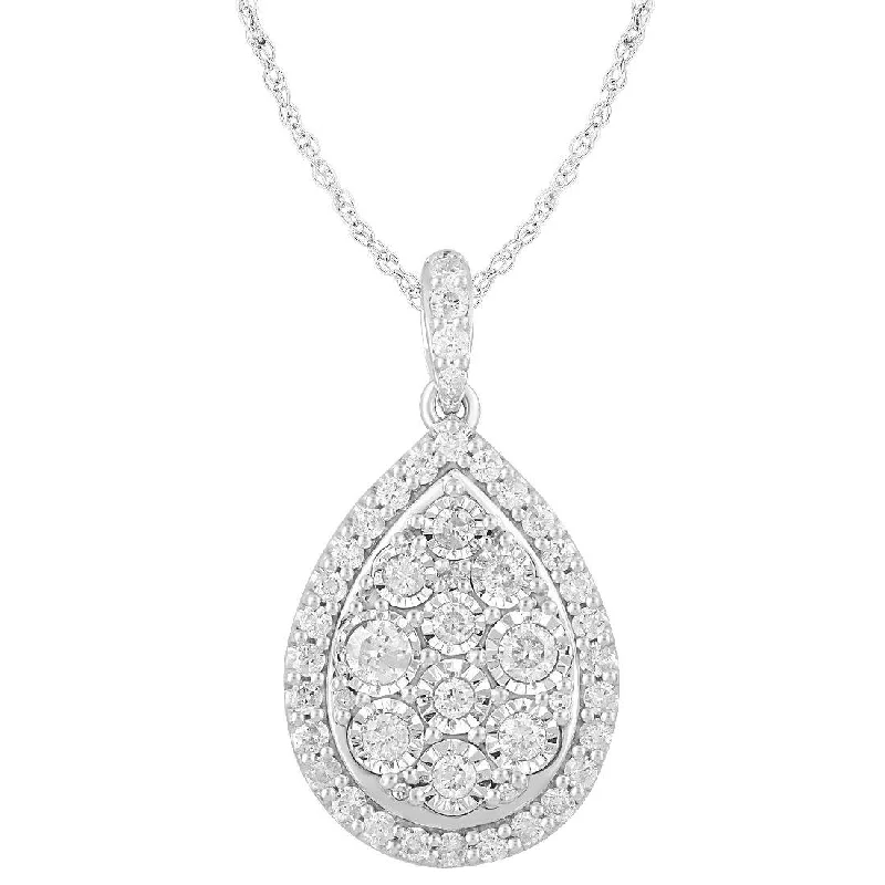 chunky necklaces for women -fashion pendant necklaces for women -Miracle Halo Necklace with 1.00ct of Diamonds in Sterling Silver